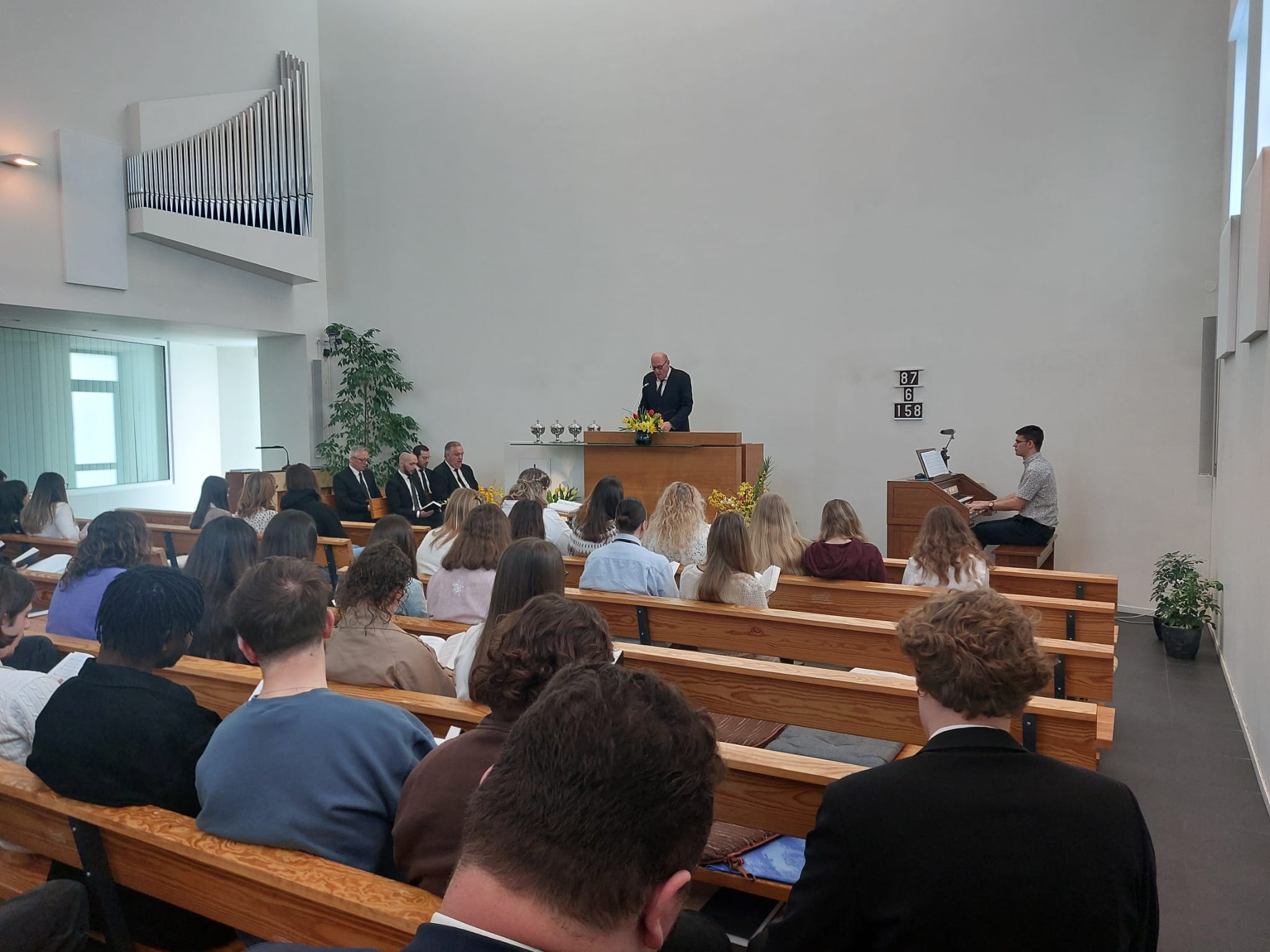 b29b617a-3519-4c7b-8dc2-81eebc85a04f