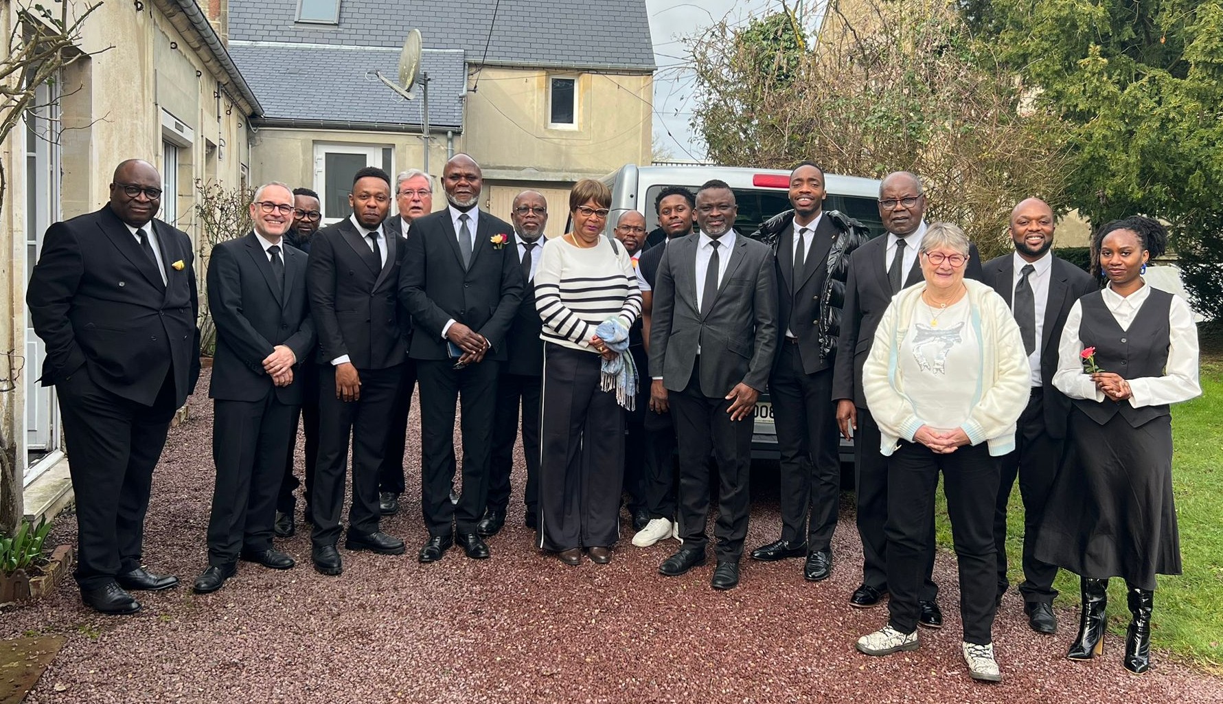 20260208-Devant-eglise-Bayeux